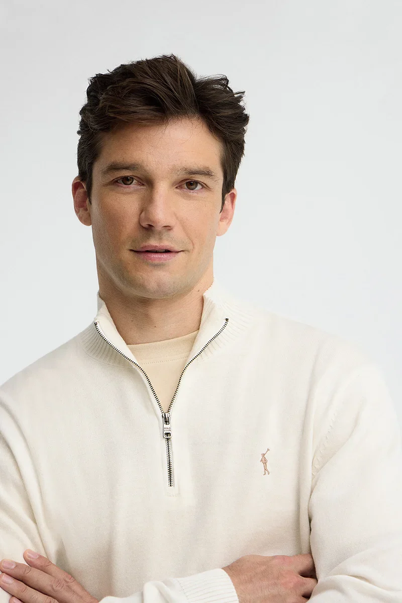 Nude zipped-neck jumper with Rigby Go logo - Image 3