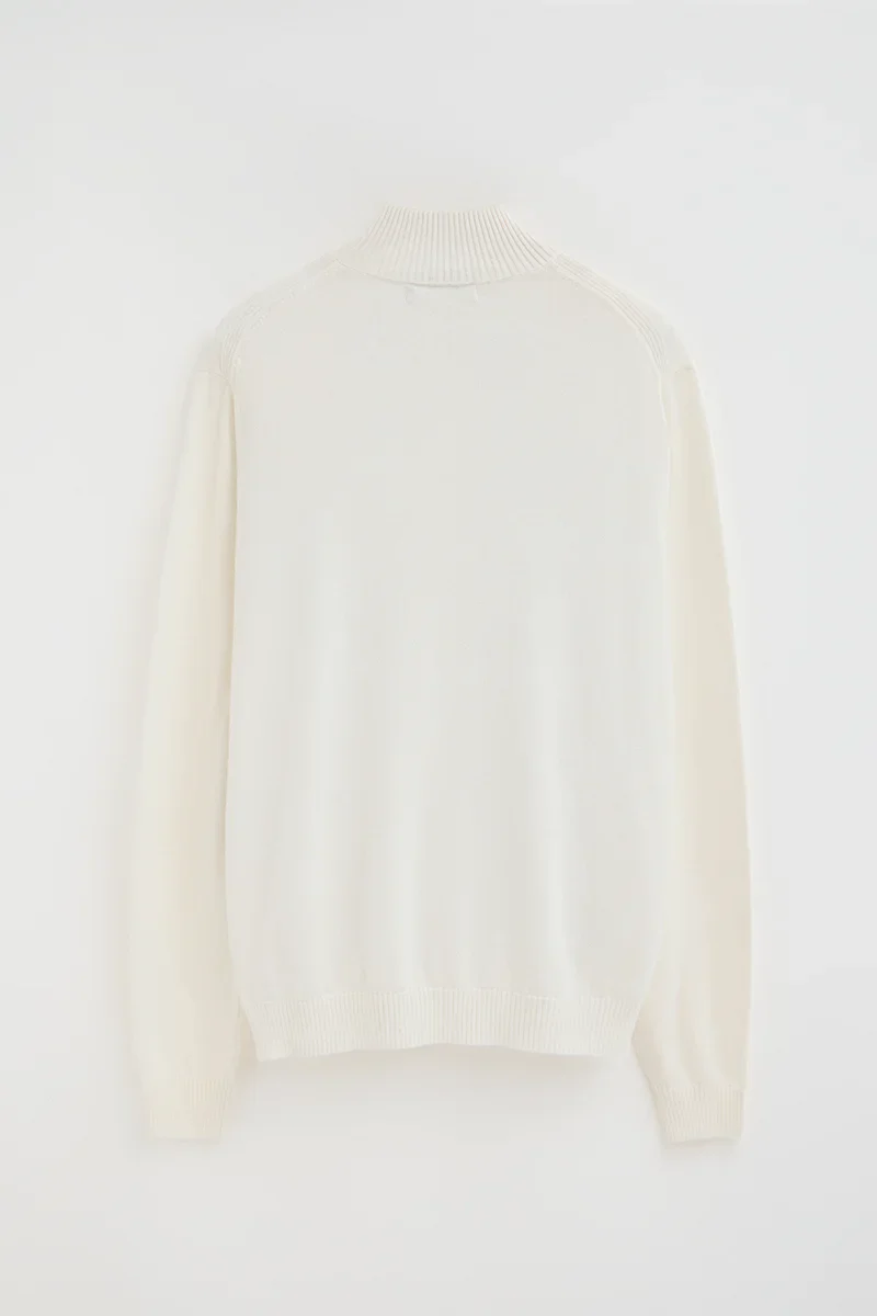 Nude zipped-neck jumper with Rigby Go logo - Image 8