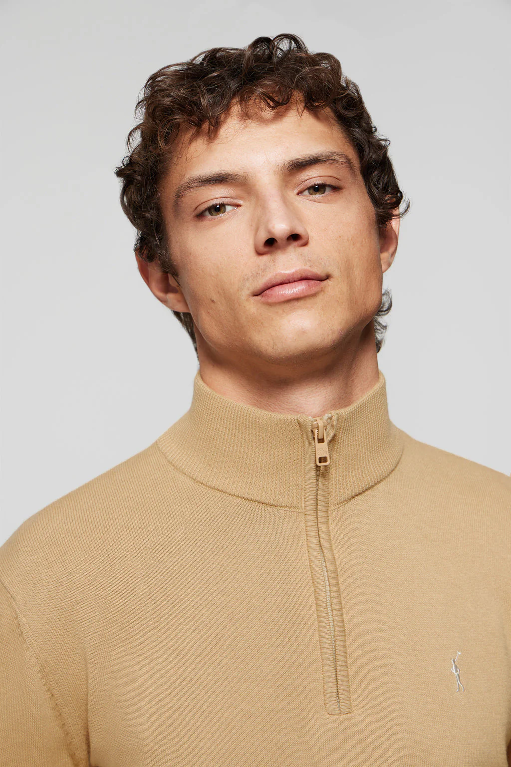 Camel high-neck knit jumper with zip and Rigby Go logo - Image 2