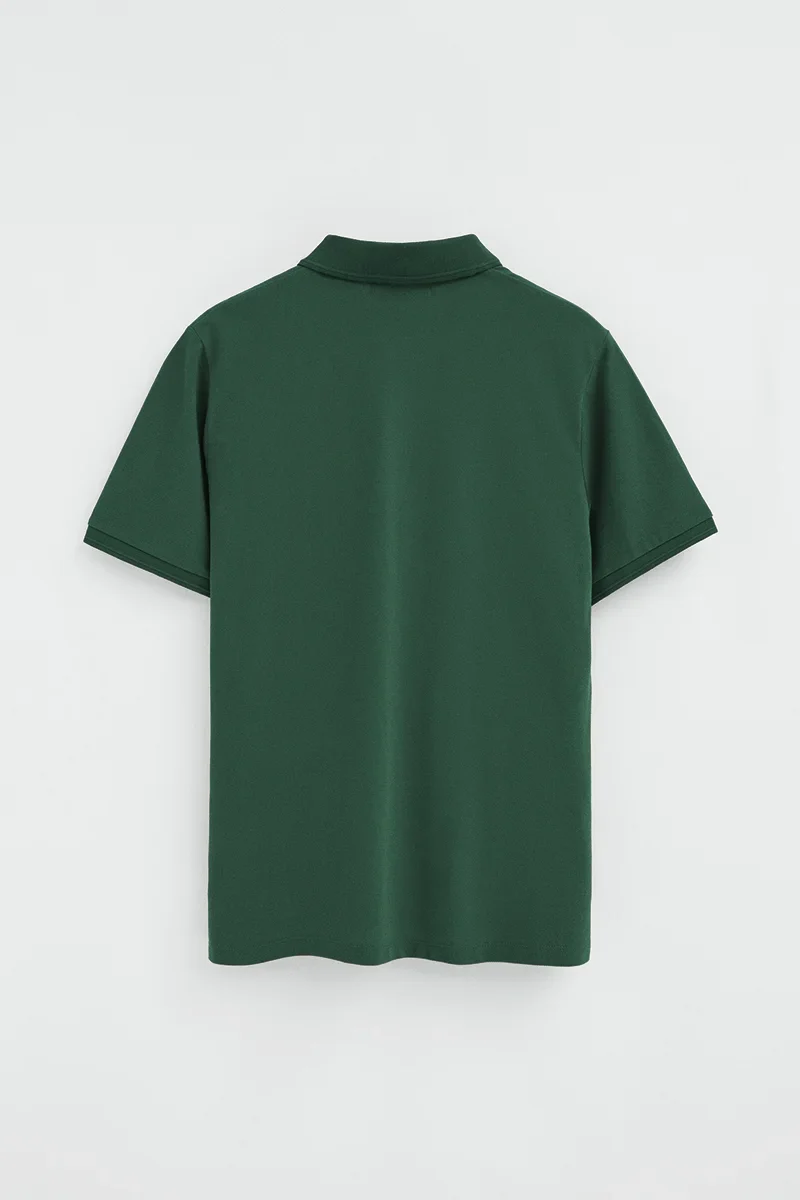 Men’s 2-pack polo shirts in indigo blue and bottle green with short sleeves and Rigby Go embroidery - Image 4