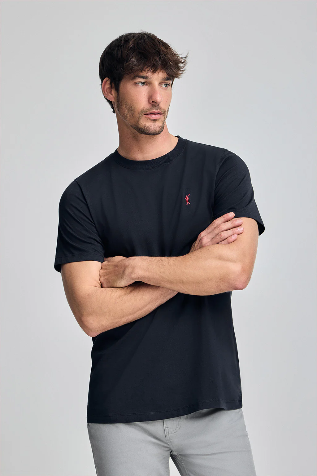 Round-neck T-shirt with Rigby Go embroidered logo 2 pack (navy blue and white) - Image 7