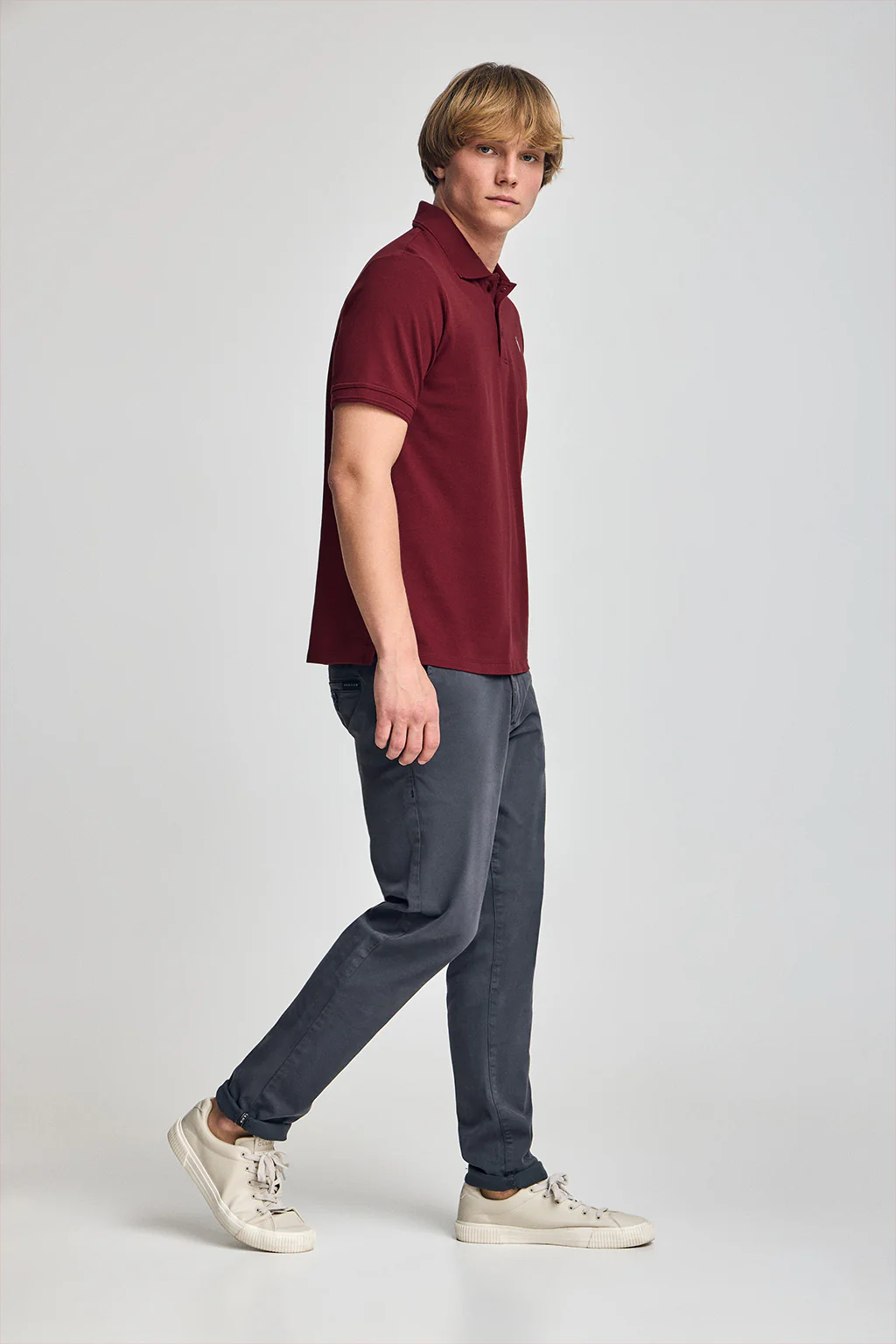 Three-button polo shirt with Rigby Go logo 3 pack (maroon, denim blue and beige) - Image 10