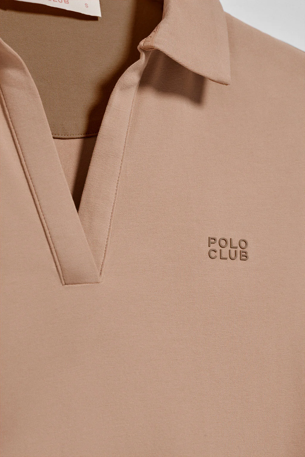 Light-brown buttonless polo shirt Pedraza with Polo Club rubber logo - Image 6