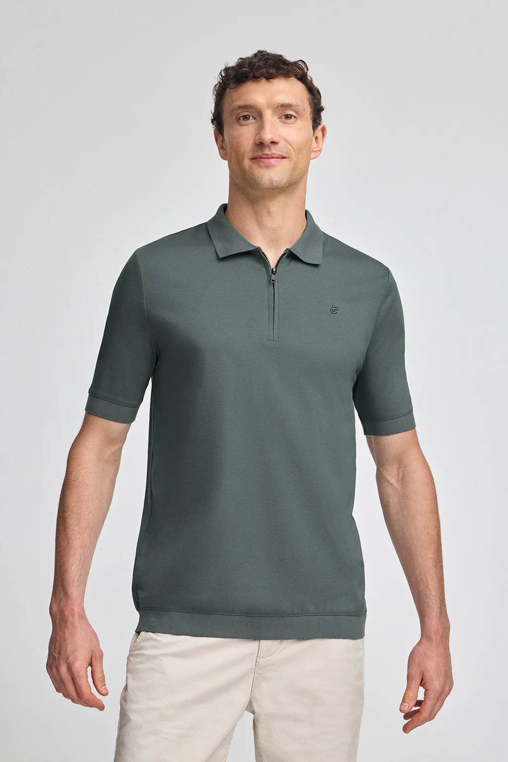 Stone-grey zipped polo shirt Esko with embroidered monogram