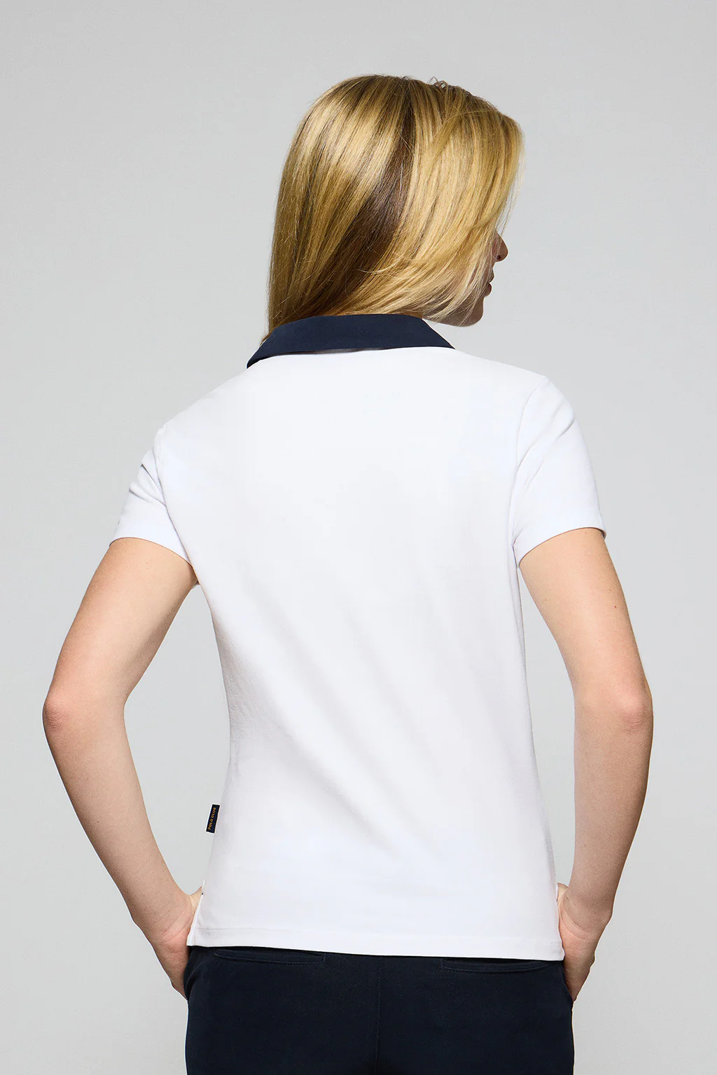 White buttonless polo shirt Nautic with nautical detail on the chest - Image 2