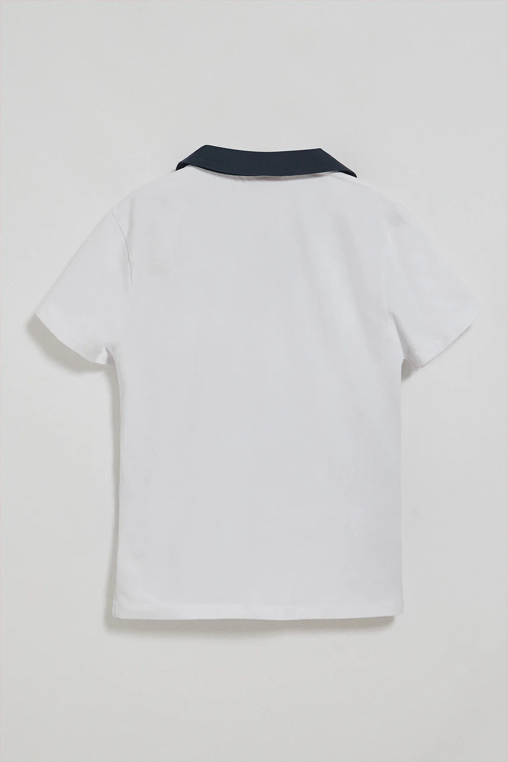 White buttonless polo shirt Nautic with nautical detail on the chest - Image 6