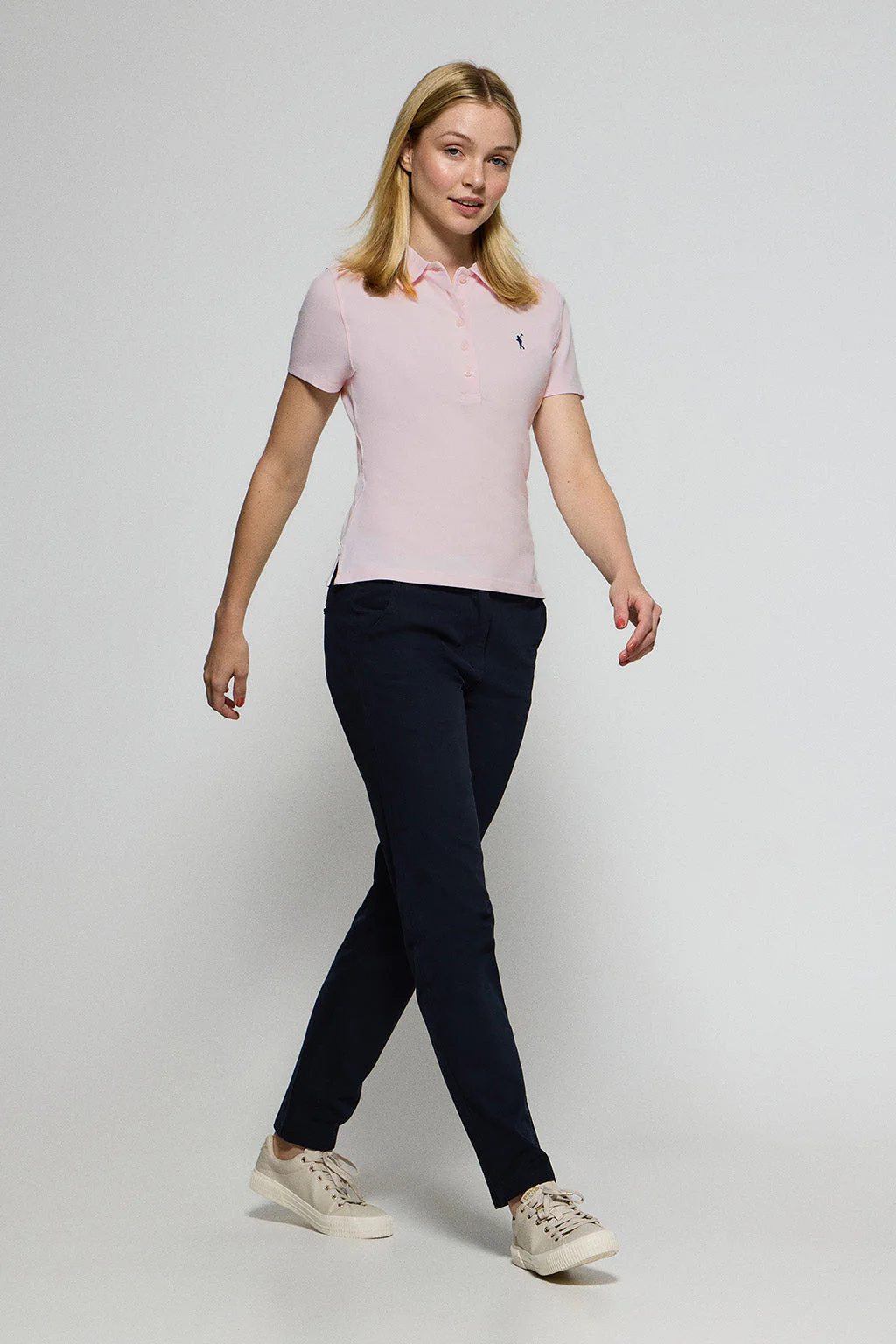 Pink five-button polo shirt Pereira with Rigby Go embroidery - Image 3