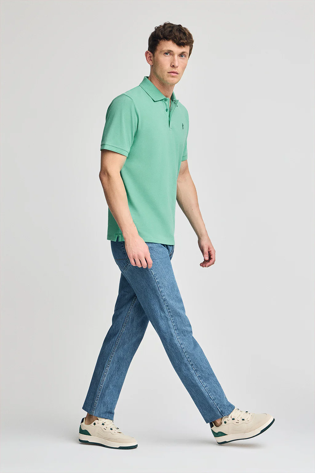 Aqua short-sleeve pique polo shirt with Rigby Best embroidery - Image 4