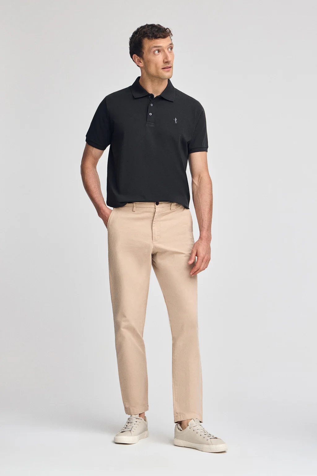 Black short-sleeve pique polo shirt with Rigby Best embroidery - Image 4