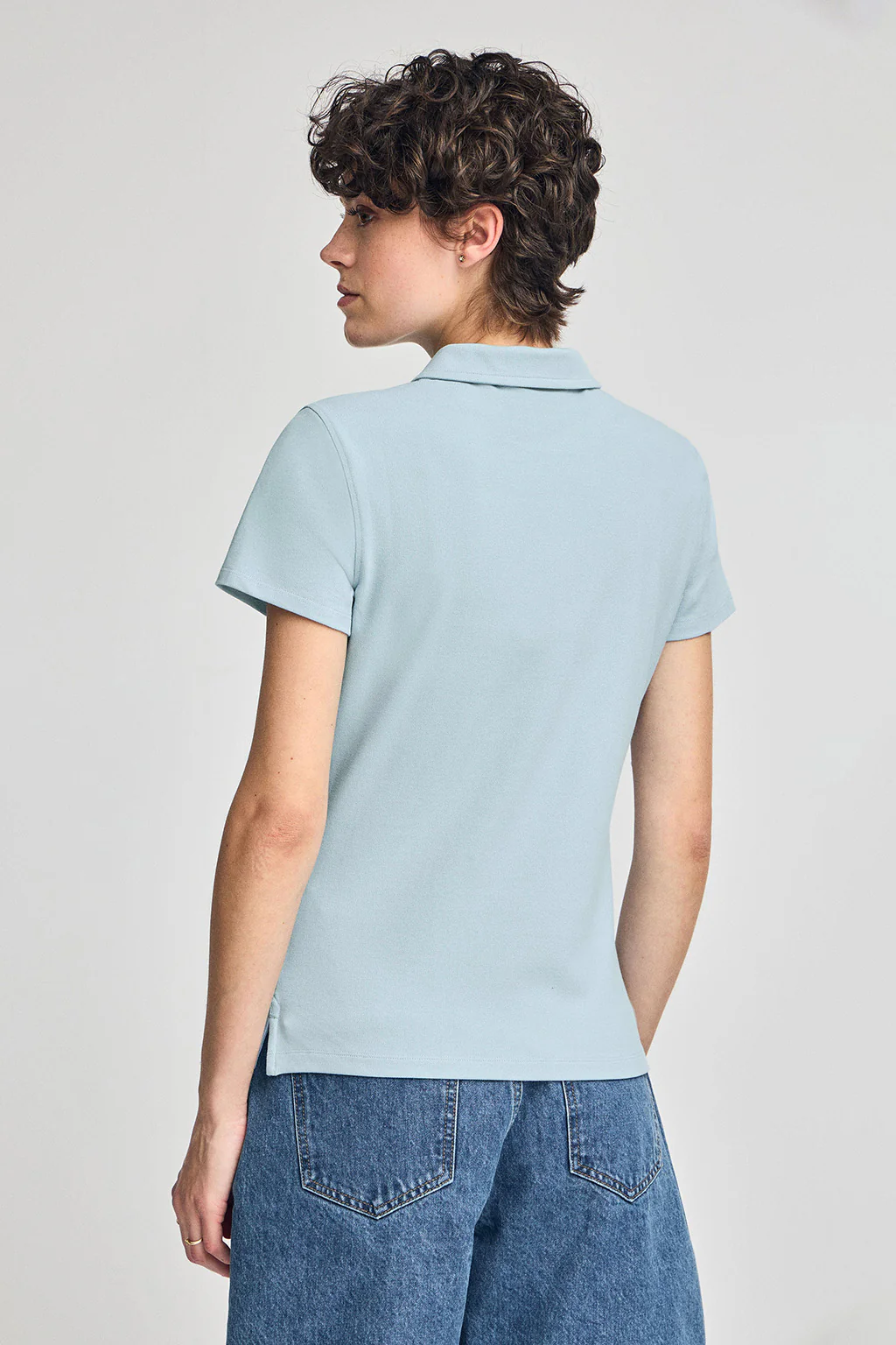 Light-blue short-sleeve cotton polo shirt with Rigby Best embroidery - Image 2