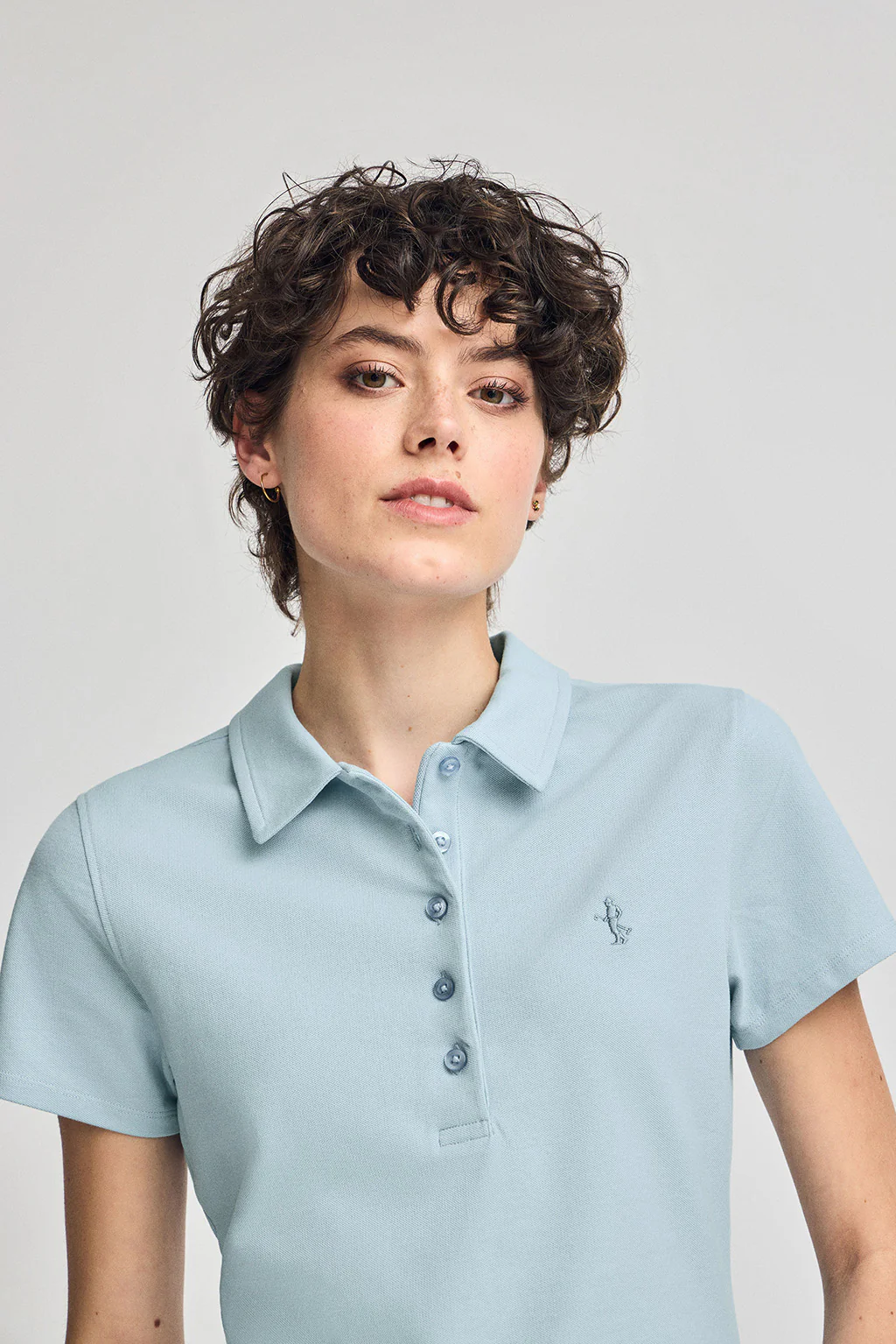 Light-blue short-sleeve cotton polo shirt with Rigby Best embroidery - Image 3