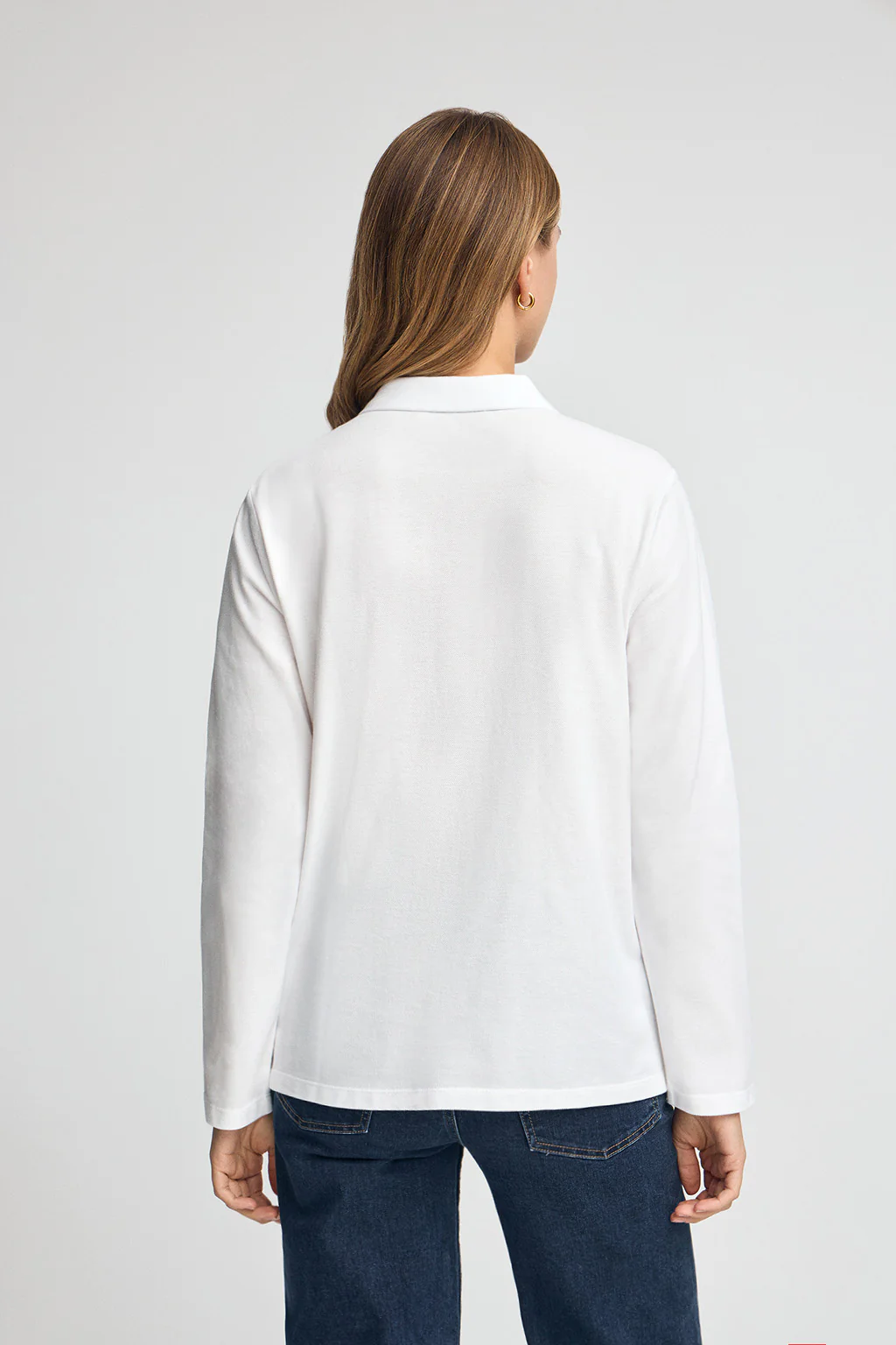 White long-sleeve polo shirt with three-button collar and Rigby Go embroidery - Image 4
