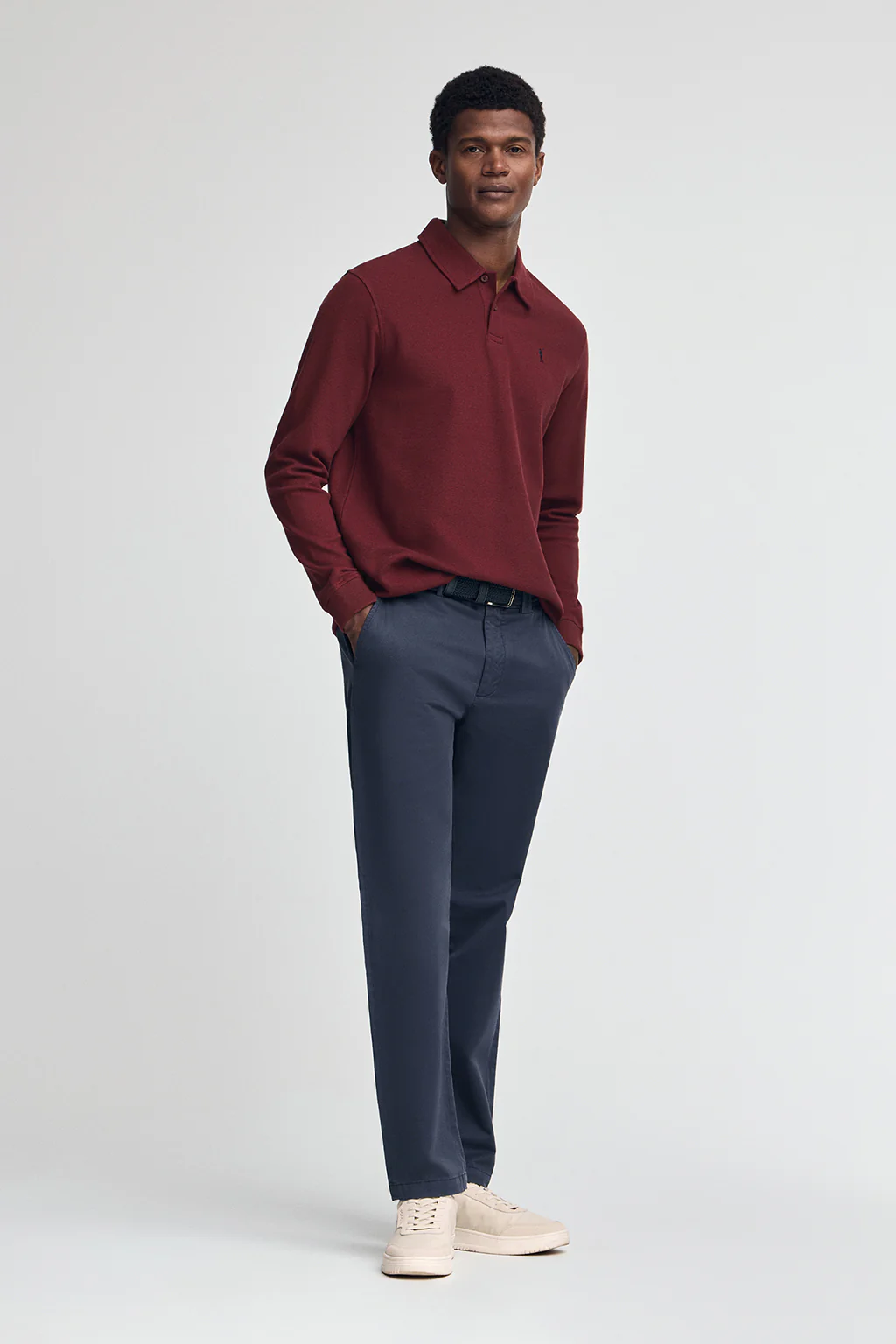 Maroon micro-structured polo shirt with Rigby Go embroidery - Image 3