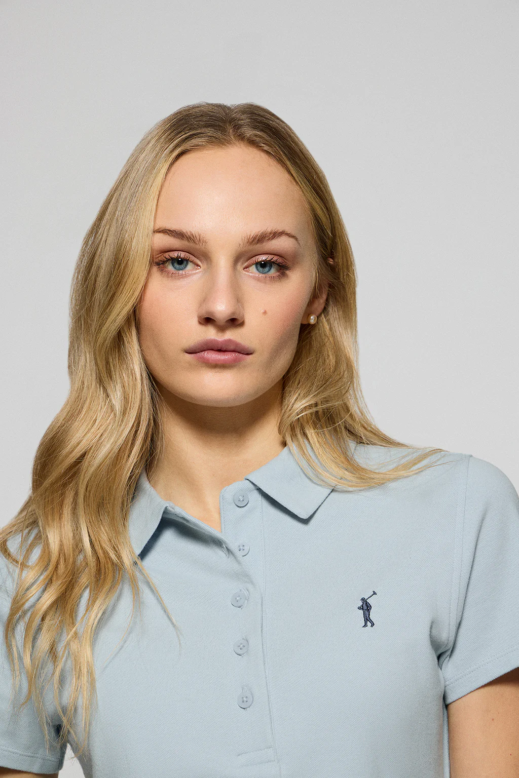 Light-blue five-button polo shirt Pereira with Rigby Go embroidery - Image 3