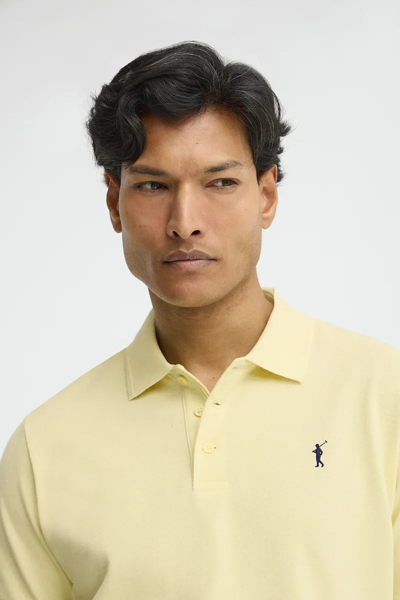Light-yellow short-sleeve polo shirt with Rigby Go embroidered logo - Image 3