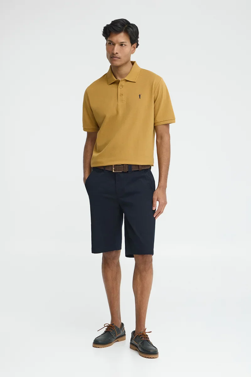 Mustard short-sleeve polo shirt with Rigby Go embroidered logo - Image 3