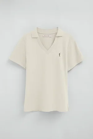 Nude cotton-linen polo shirt with buttonless collar and Rigby Go embroidery - Image 10