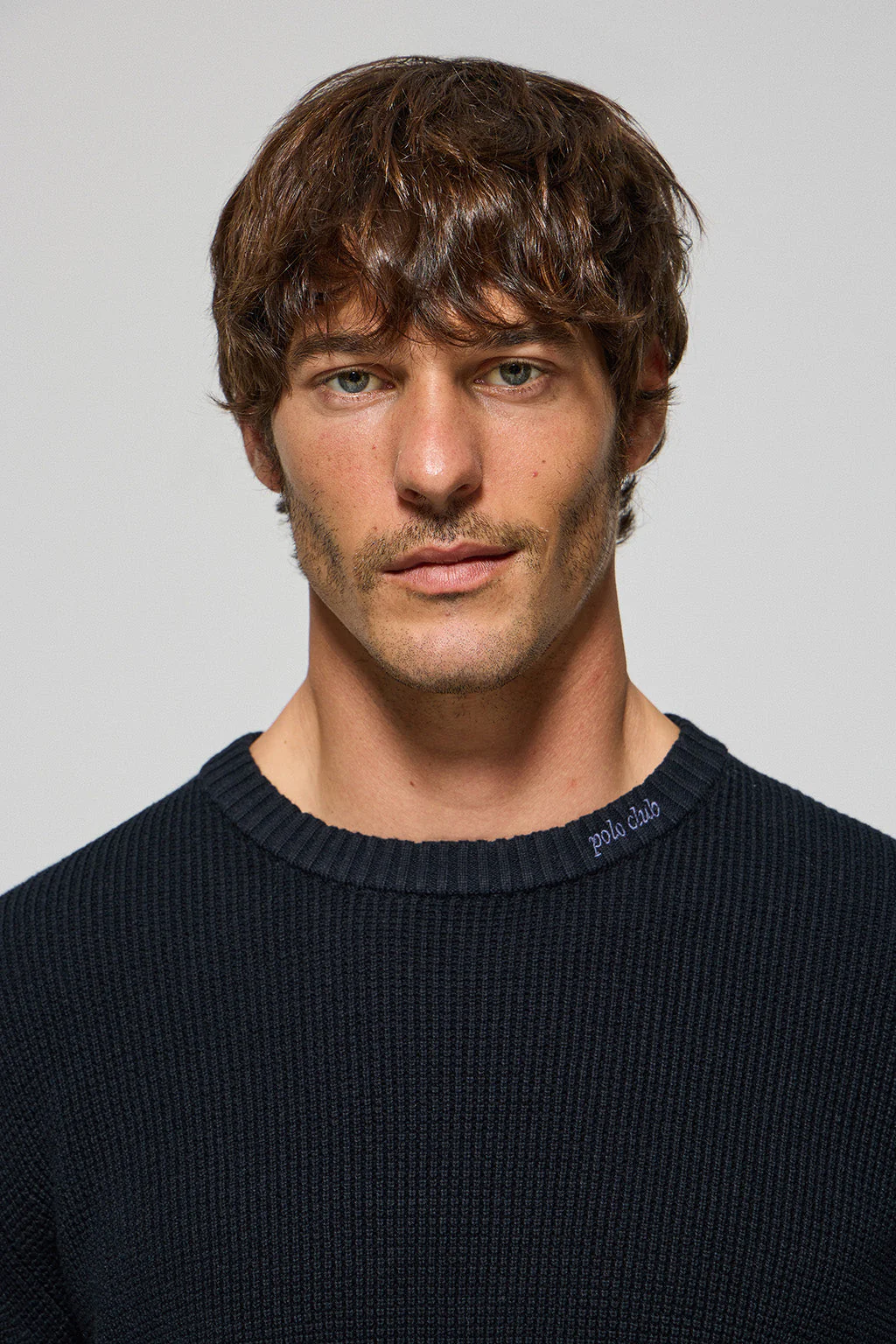 Navy-blue round-neck knit jumper Biel with Polo Club embroidered detail - Image 3