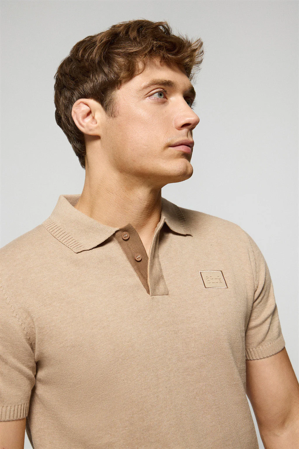 Caramel short-sleeve knitted polo shirt with Polo Club logo - Image 2