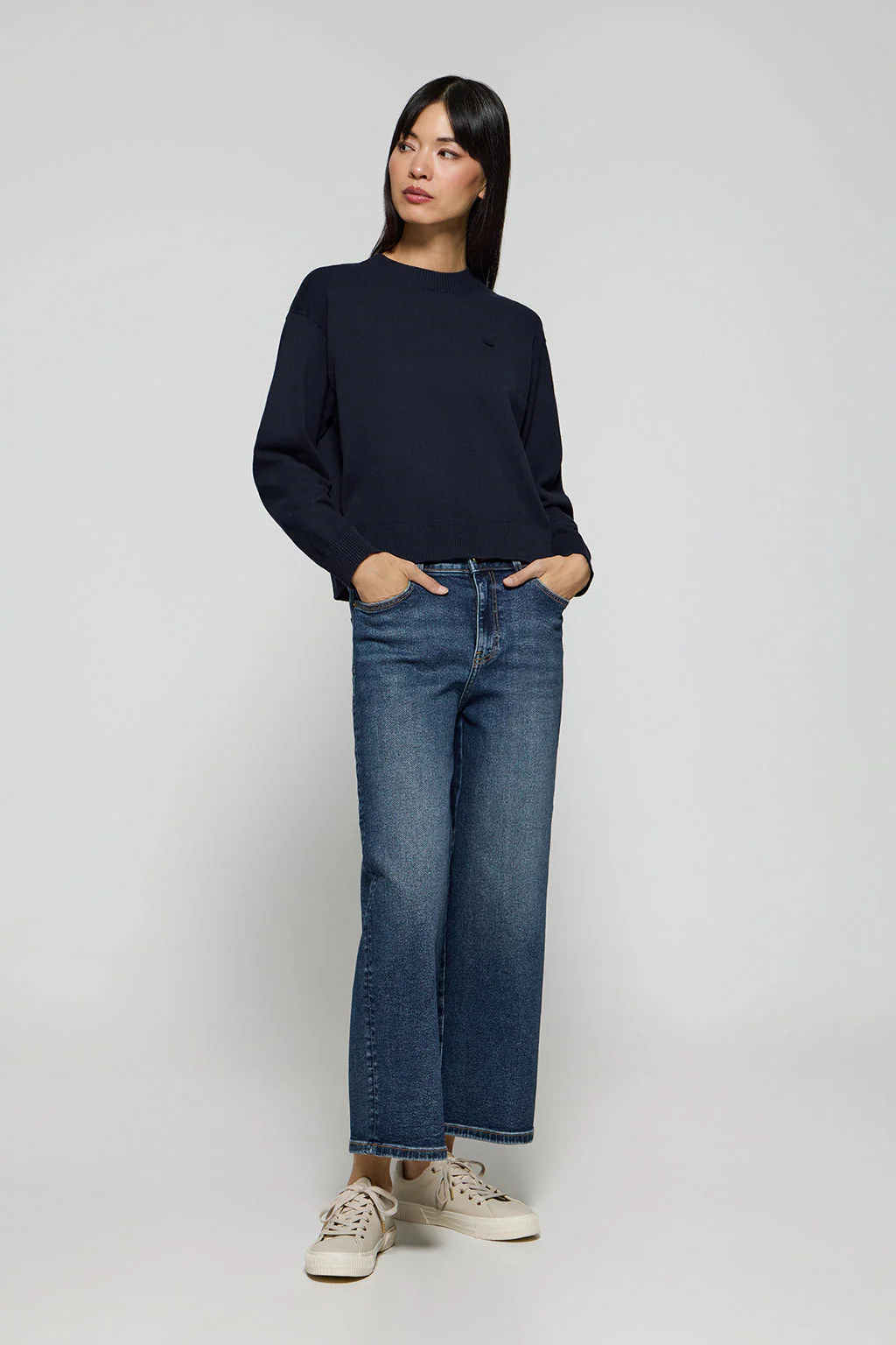 Navy-blue knit jumper Kacey with Polo Club pearly button - Image 4