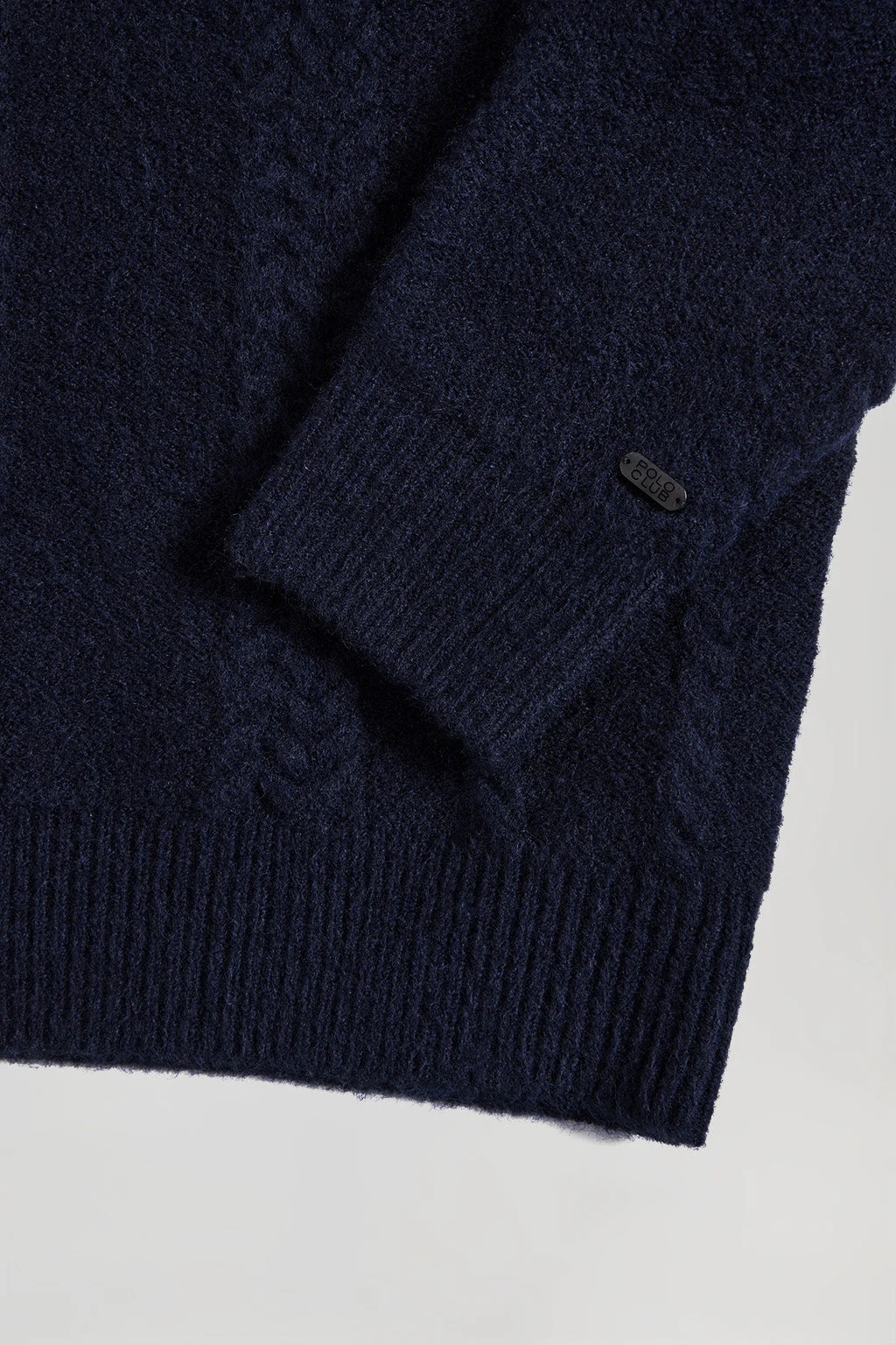 Blue round-neck plaited knit jumper with Polo Club sleeve detail - Image 8
