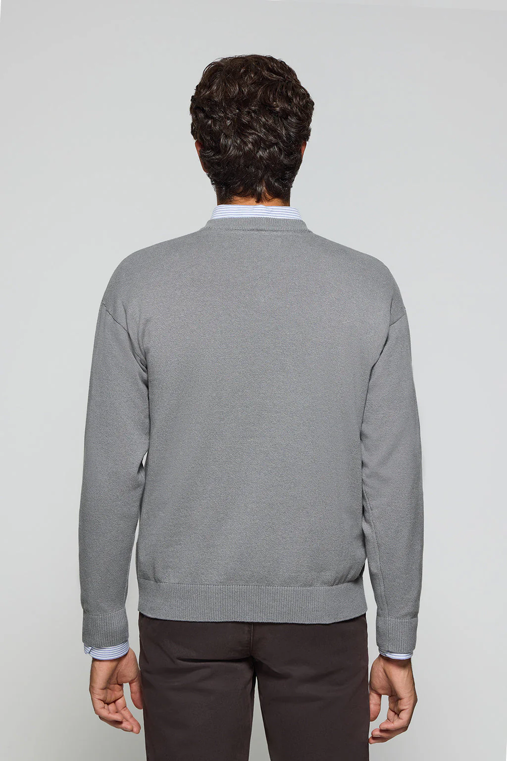 Grey-marl V-neck knit jumper Kendrik with Polo Club details - Image 6