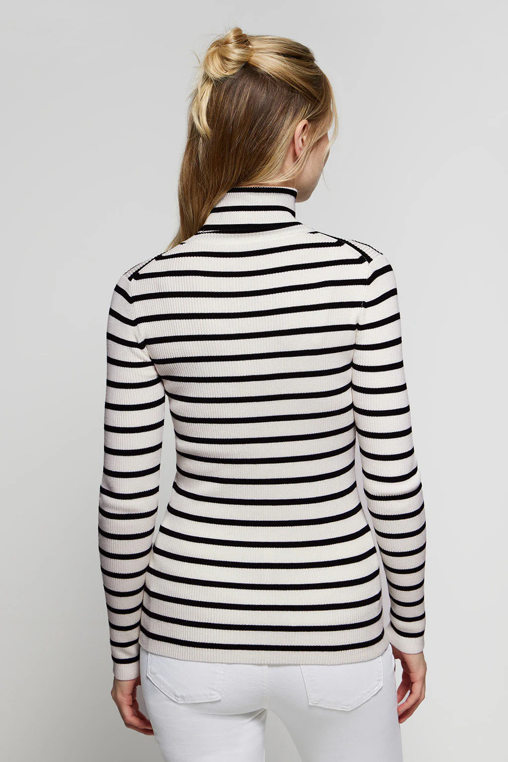 Navy-blue and beige turtleneck striped jumper with Polo detail - Image 5