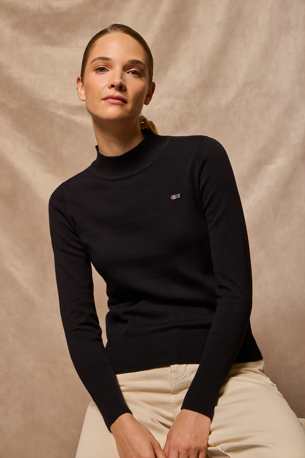 Black mock-neck knit jumper with PC pearly button - Image 12