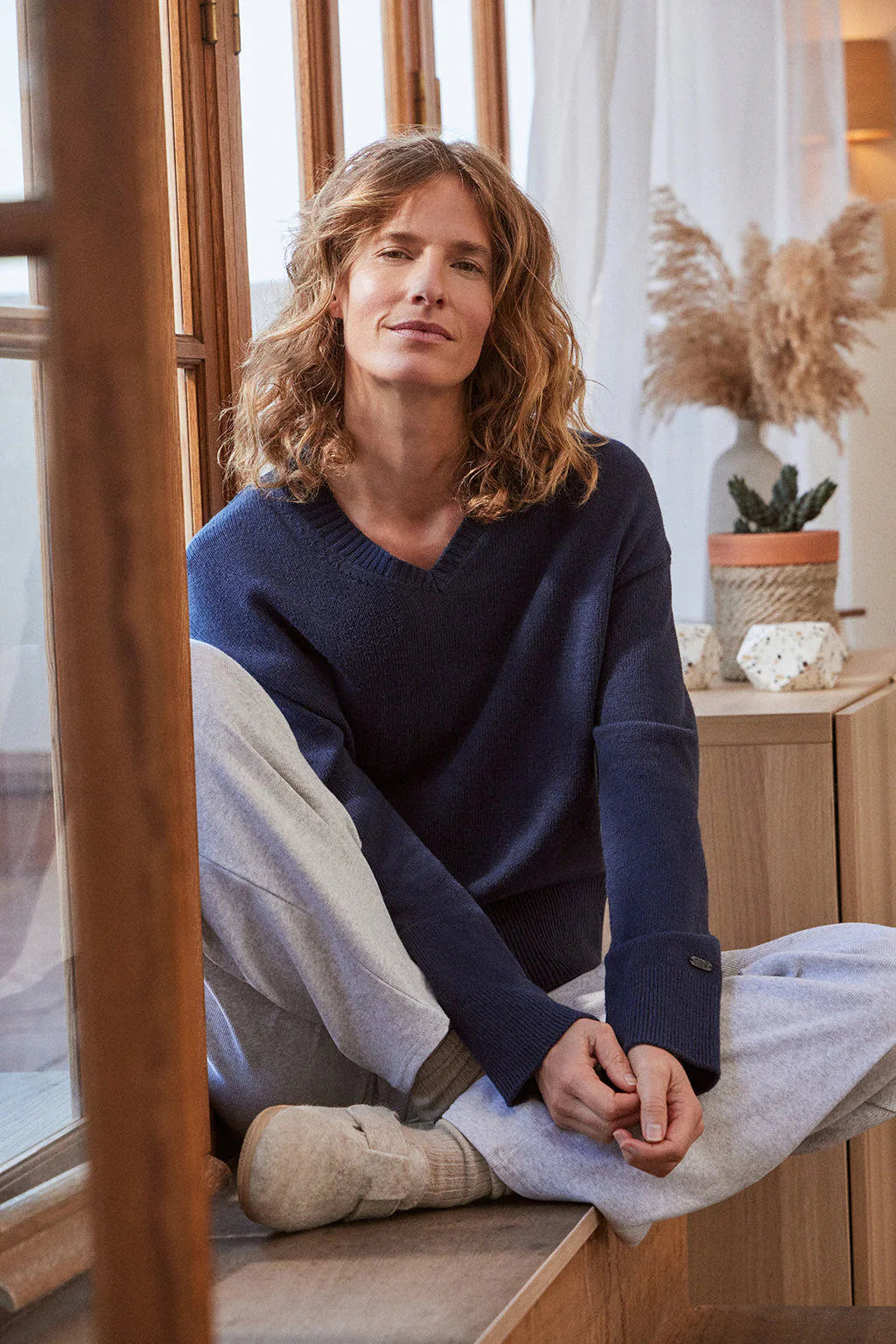 Blue V-neck knit jumper with Polo Club detail - Image 2