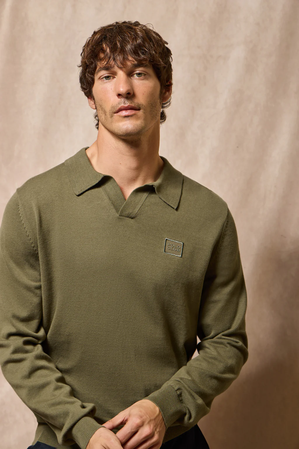 Army-green polo V-neck knit jumper Martin with Polo Club detail - Image 11