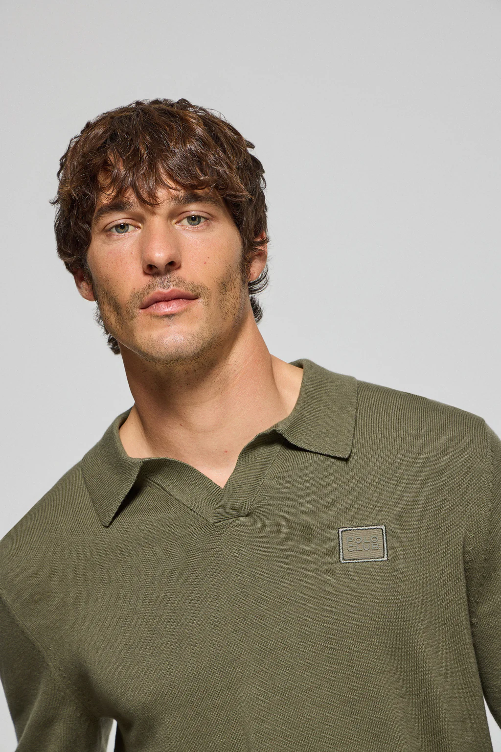 Army-green polo V-neck knit jumper Martin with Polo Club detail - Image 3