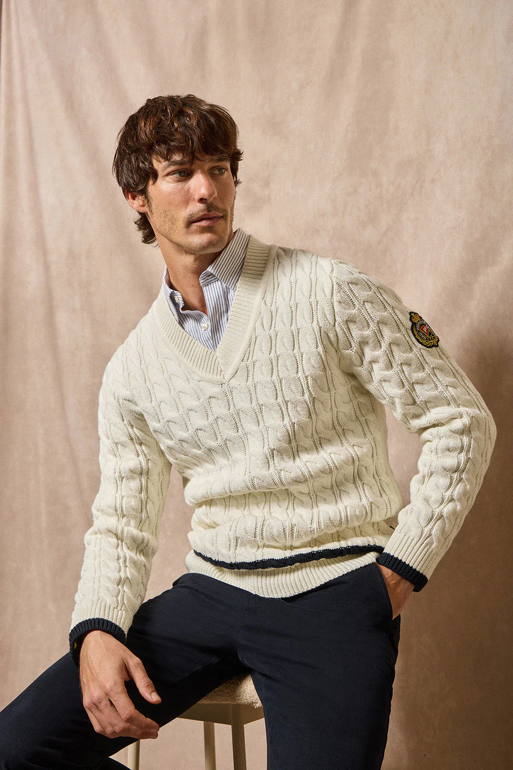 Nude V-neck jumper Nautic with sleeve nautical patch