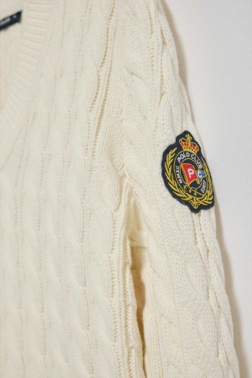 Nude V-neck jumper Nautic with sleeve nautical patch - Image 10