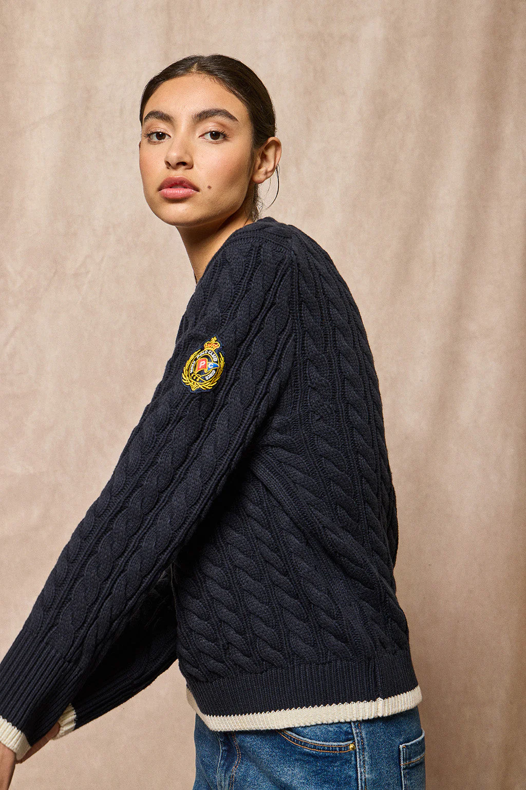 Navy-blue cable-knit jumper with Nautic patch - Image 5