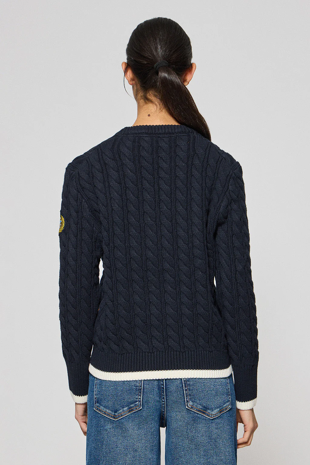 Navy-blue cable-knit jumper with Nautic patch - Image 6