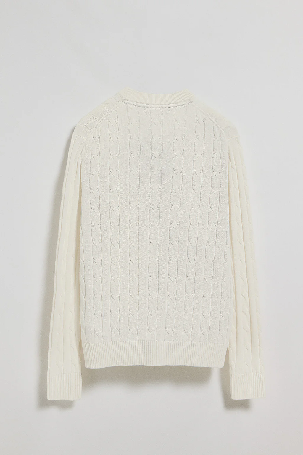 Beige round-neck cable-knit jumper with Rigby Go embroidery - Image 6