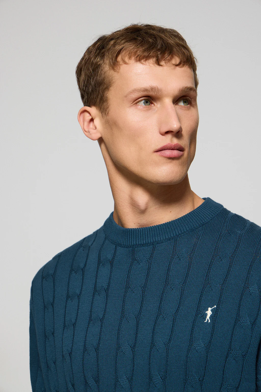 Denim-blue round-neck cable-knit jumper with Rigby Go embroidery - Image 2