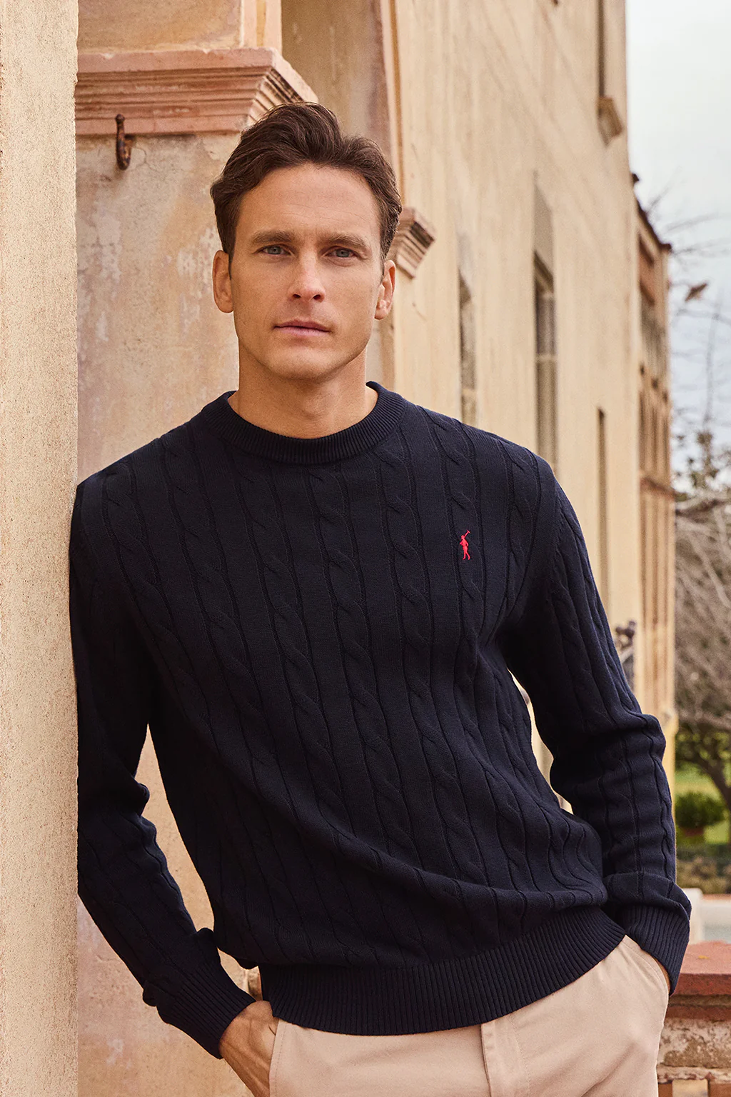 Navy-blue round-neck cable-knit jumper with Rigby Go embroidery - Image 11
