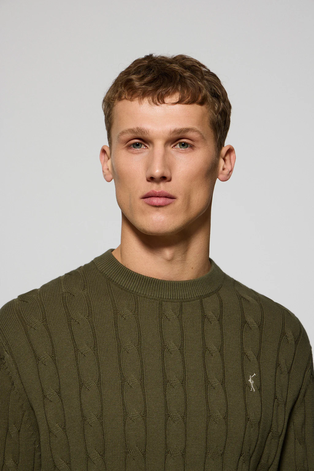 Light-green round-neck cable-knit jumper with Rigby Go embroidery - Image 3