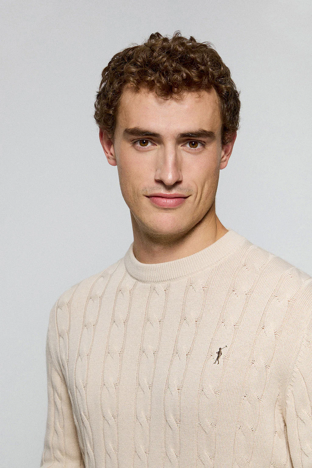 Beige cable-knit jumper with Rigby Go logo - Image 2