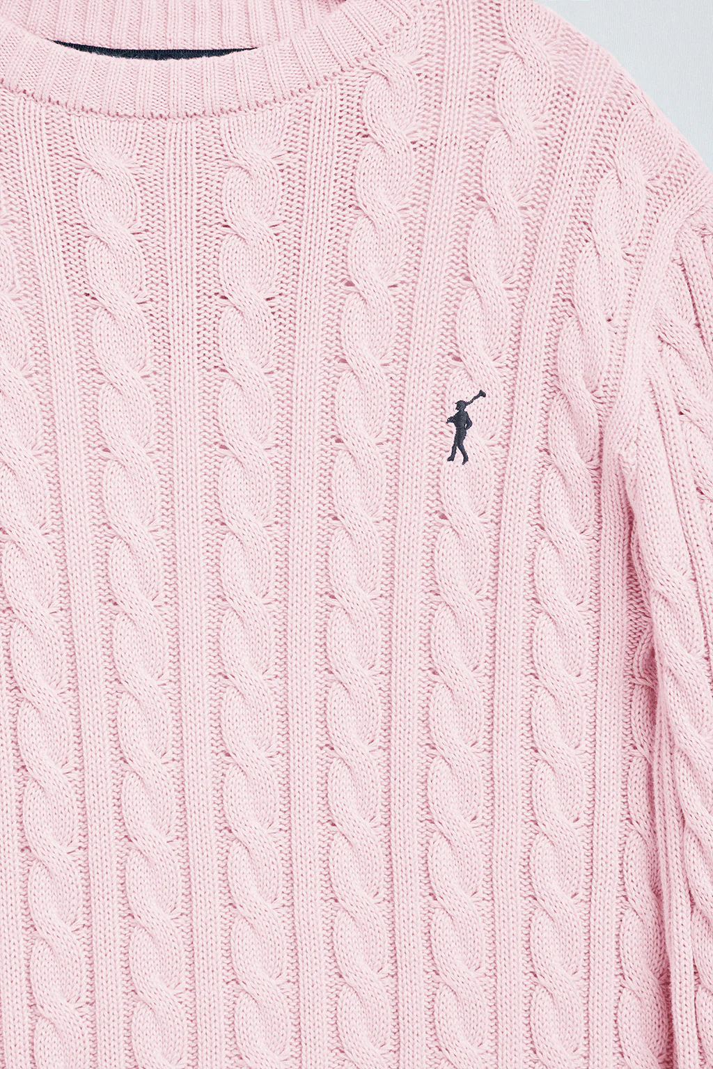 Light-pink cable-knit jumper with Rigby Go embroidered logo - Image 7