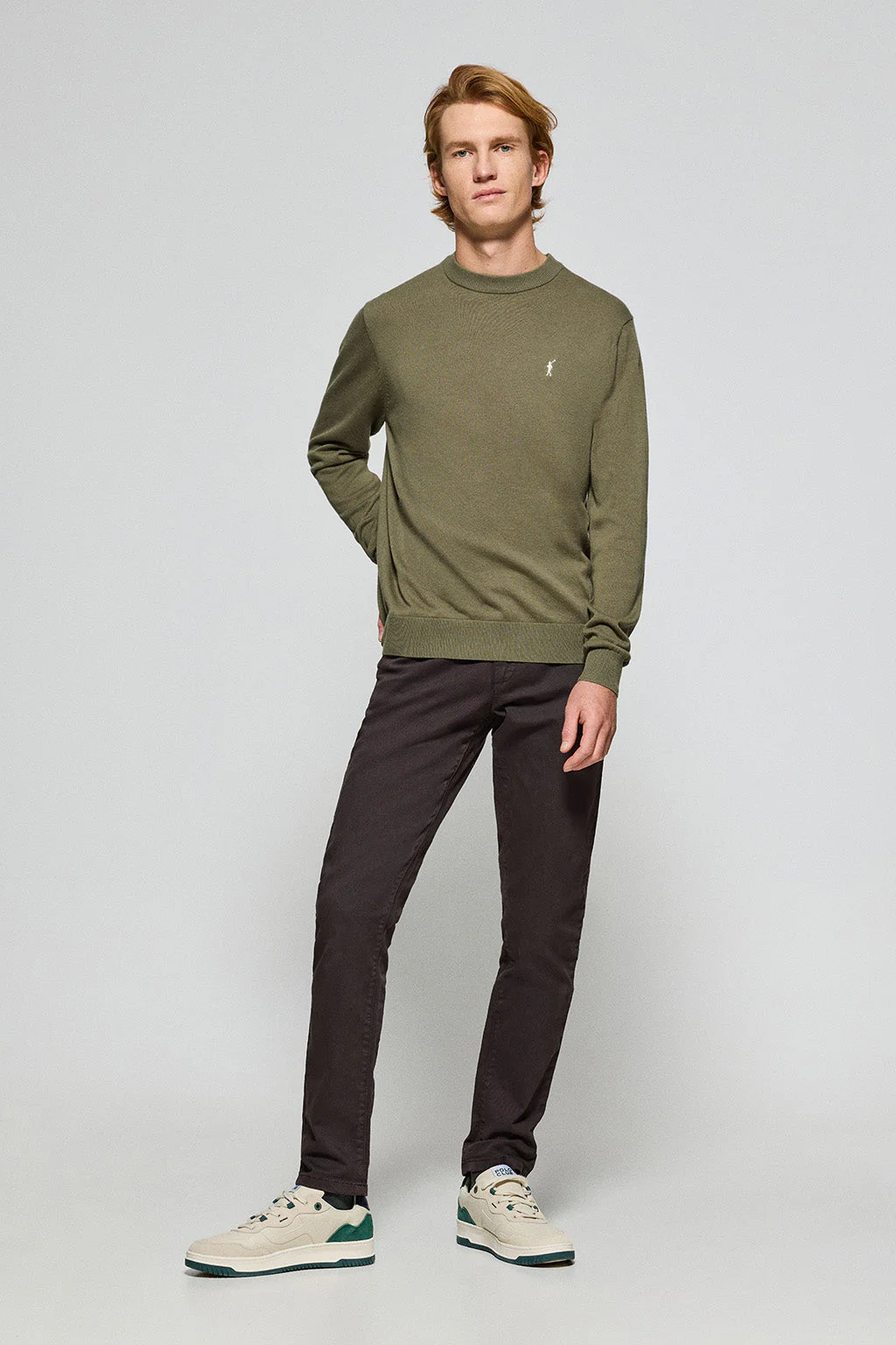 Army-green round-neck knit jumper with Rigby Go embroidered logo - Image 3