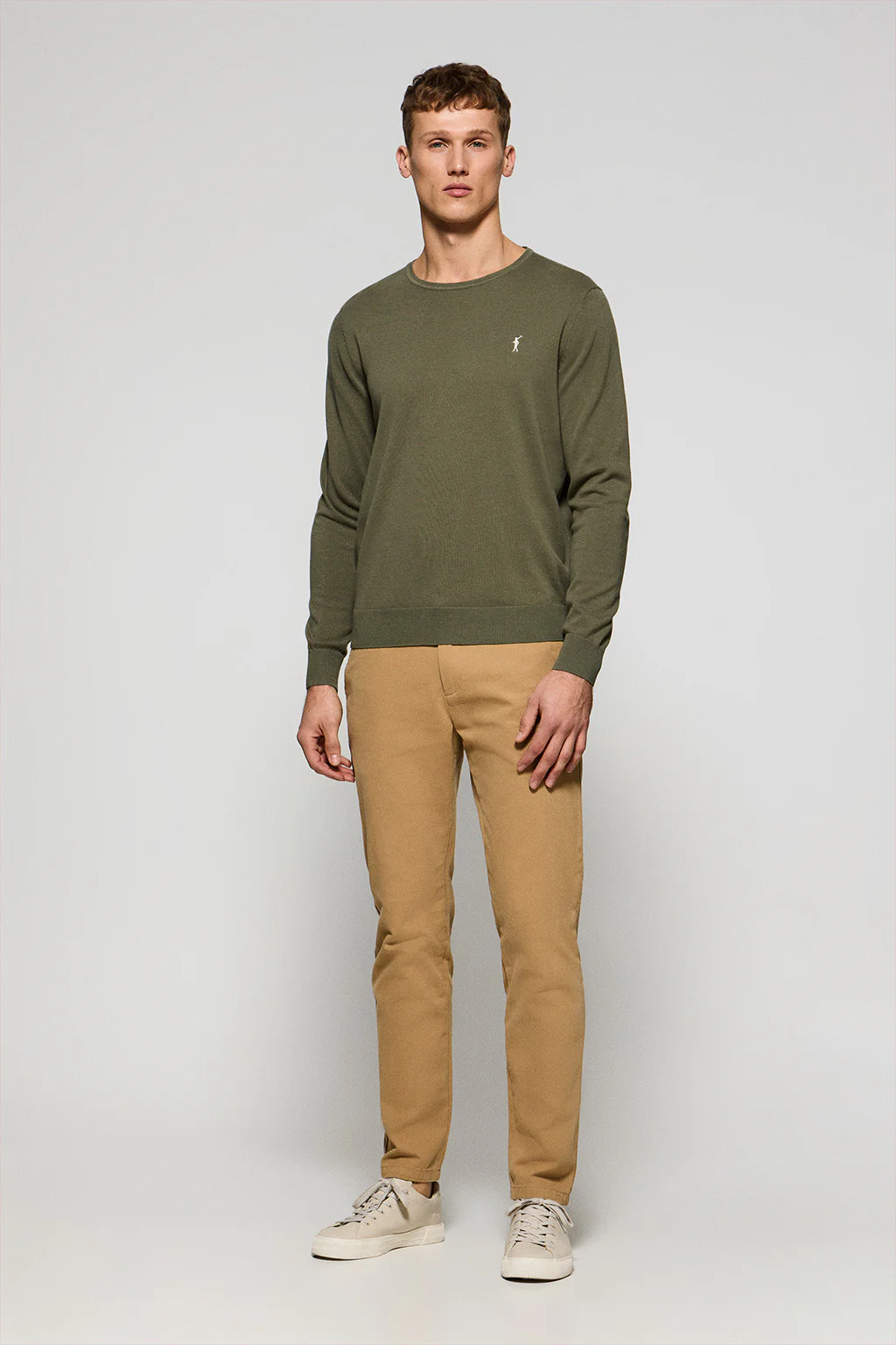 Light-green round-neck knit jumper with Rigby Go embroidery - Image 4