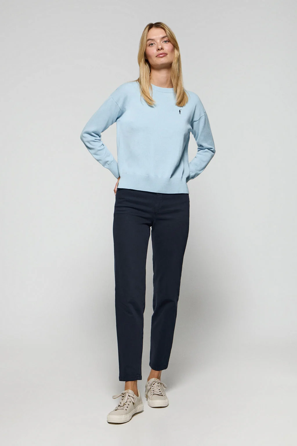 Light-blue round-neck knit jumper with Rigby Go embroidered logo - Image 3