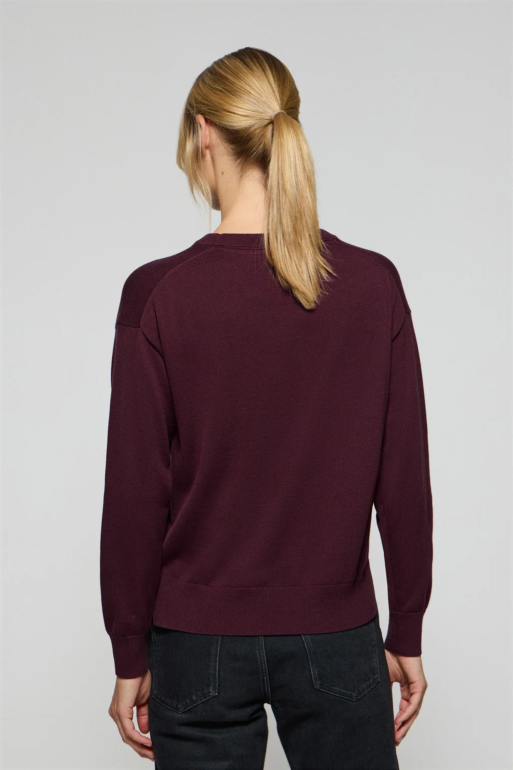 Plum round-neck knit jumper with Rigby Go embroidered logo - Image 2