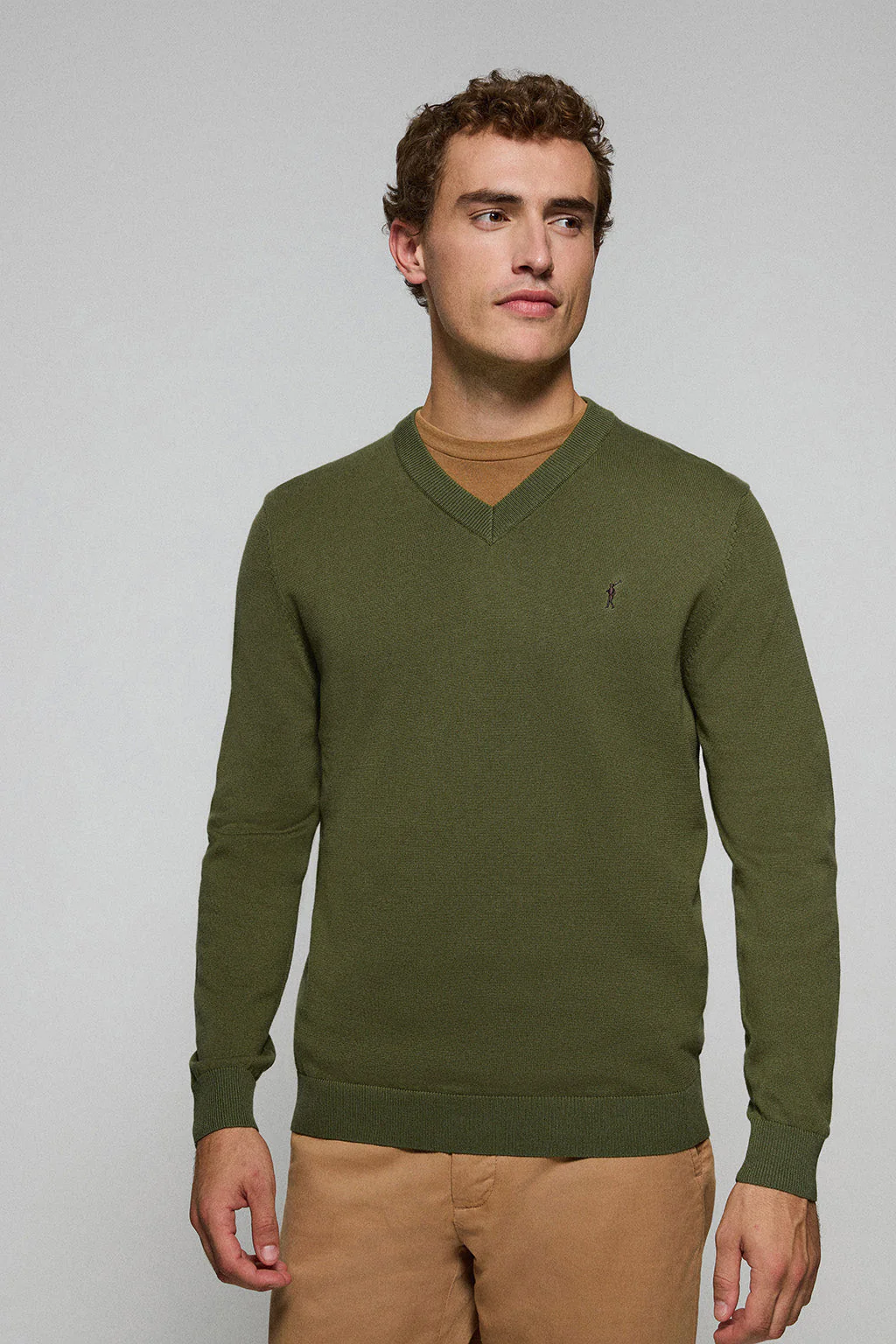 Khaki V-neck knit jumper with Rigby Go embroidery