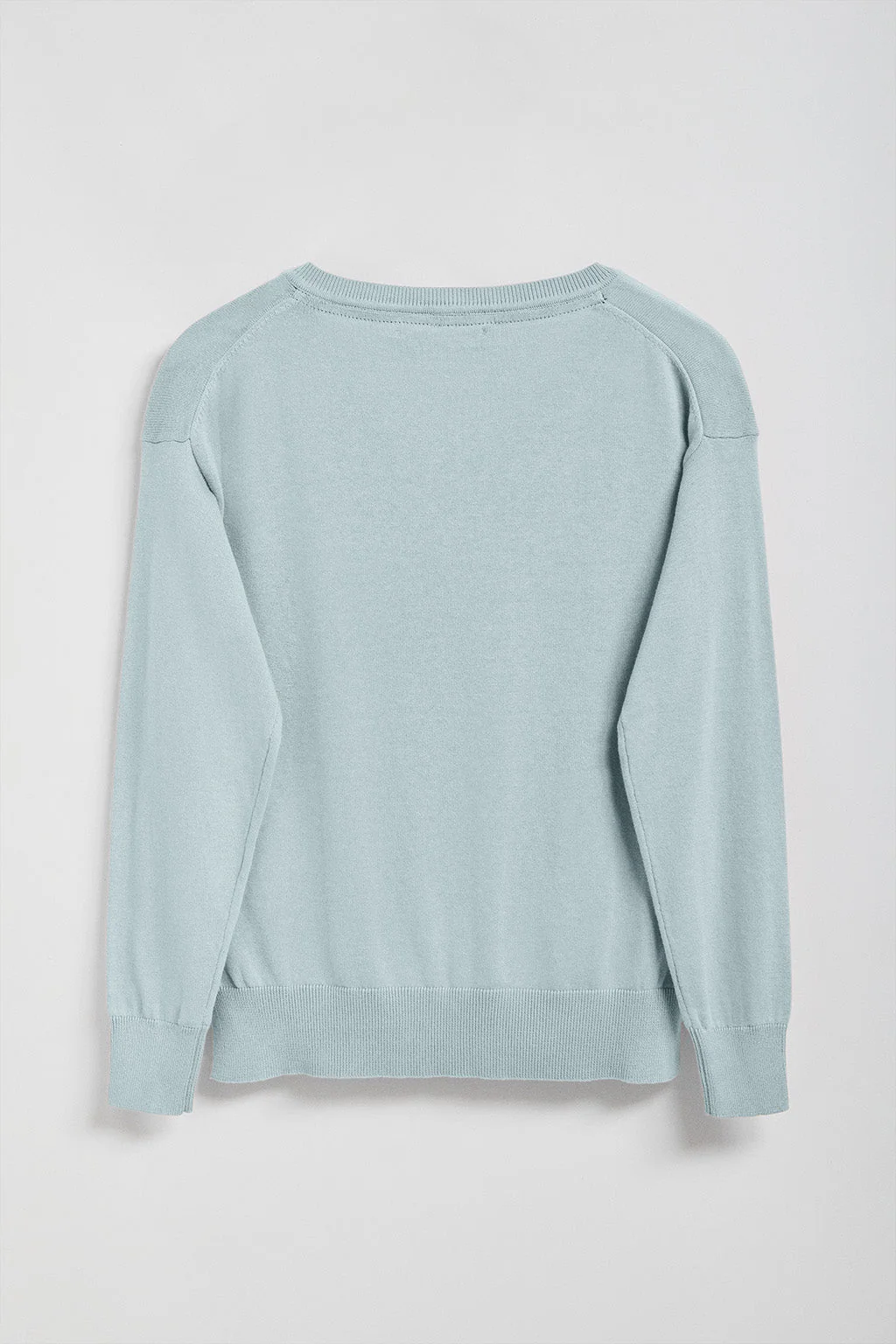 Light-blue V-neck knit jumper with Rigby Go embroidered logo - Image 7