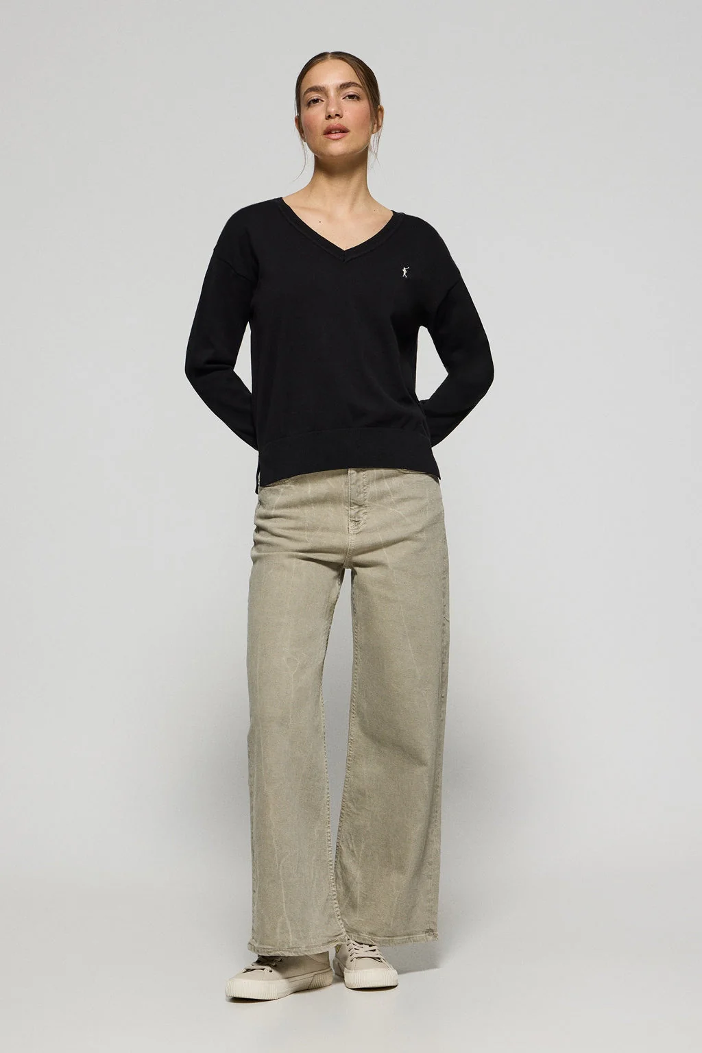 Black V-neck knit jumper with Rigby Go embroidered logo - Image 3