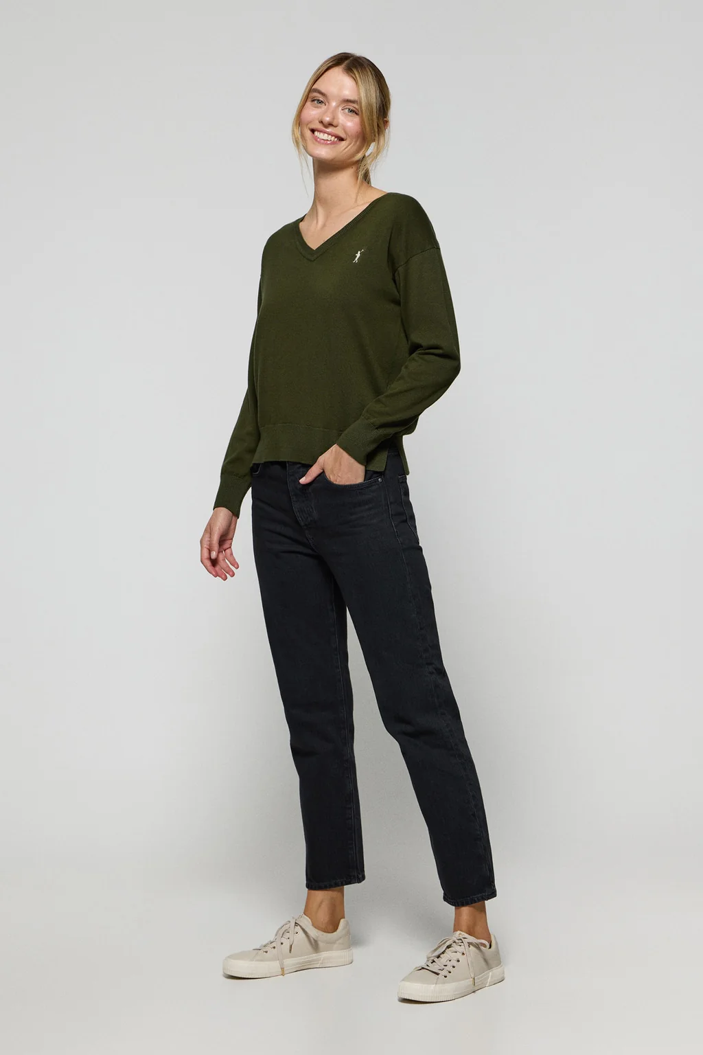 Dark-green V-neck knit jumper with Rigby Go embroidered logo - Image 4