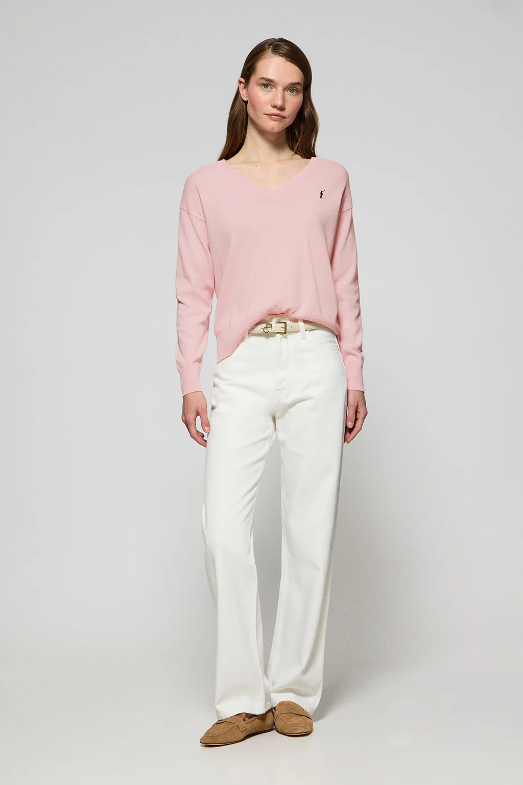 Pink V-neck knit jumper with Rigby Go embroidered logo - Image 4
